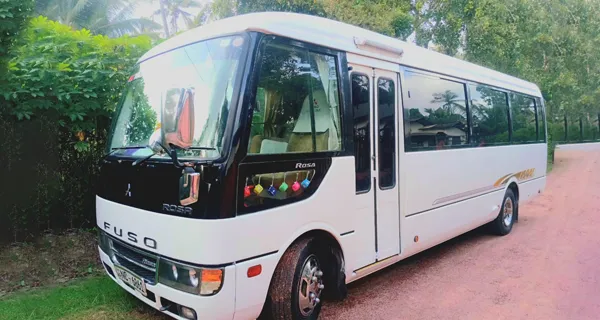 10 seater van rental Sri Lanka - mini coach for group tours and airport transfers